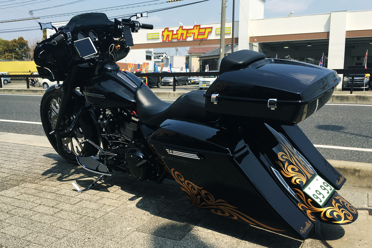 2018年 flhxs street glide special bad dad リアフェンダー