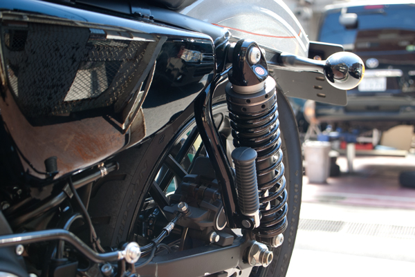 TMO スポーツスター用タンデムステップブラケット 寺田モータース